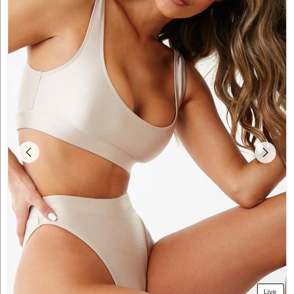 Bikini bottom in color Oatmeal!